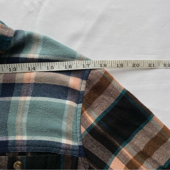 Rails Heathrow Mixed Plaid Brando Button Down Shirt Size Medium - Picture 14 of 16